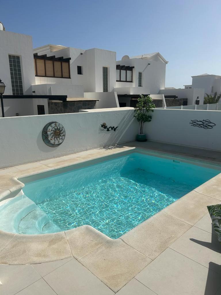 Villa Rosa Playa Blanca Luxury 2 Bed 2 Bath Villa With Private Pool, Patio Exterior photo
